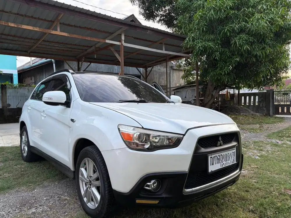 DIJUAL MITSUBISHI OUTLANDER SPORT PX 2.0 AT FACELIFT NIK 2012 PMK 2013