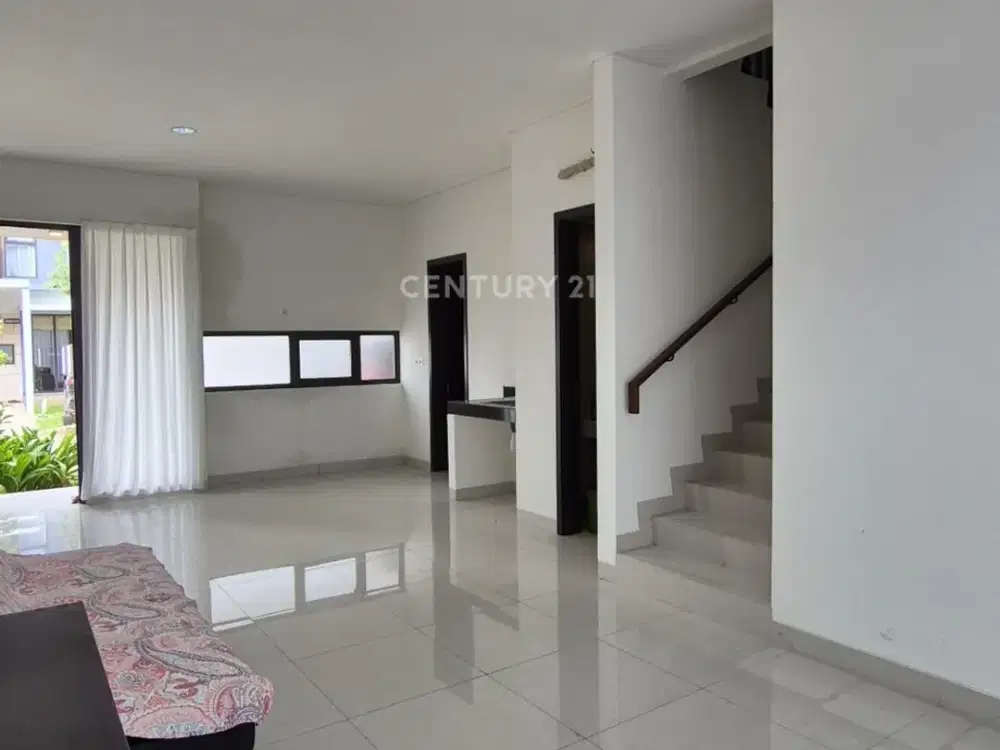 Rumah Premium Cluster Wisteria Cakung 5 Kamar Ada Attic Room