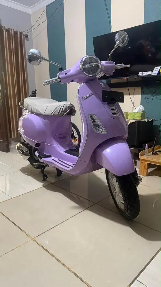 Vespa LX 150 Lilac