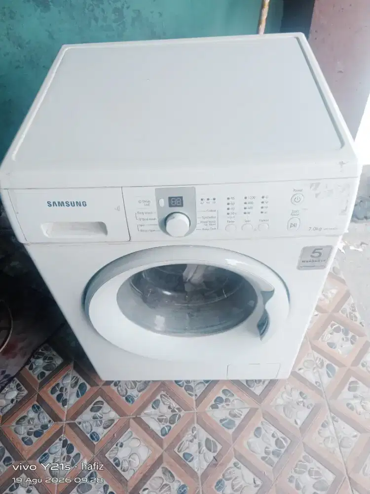 Mesin cuci front loading merk samsung 7kg siap pakai aja