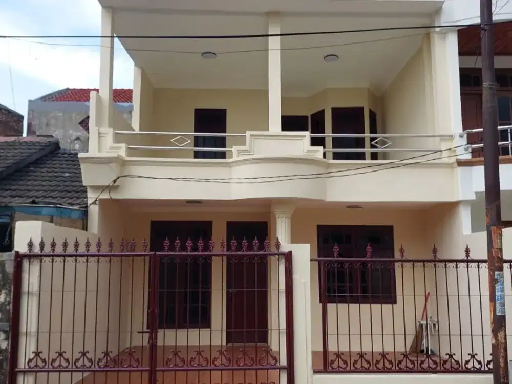 Rumah 2 Lantai Minimalis Siap Huni di Perumahan Taman Harapan Baru Harapan Indah Bekasi Utara