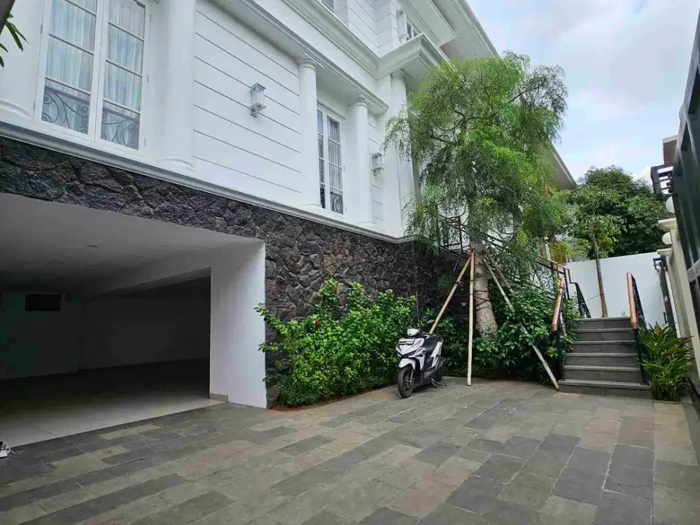 Rumah baru kemang dalam
