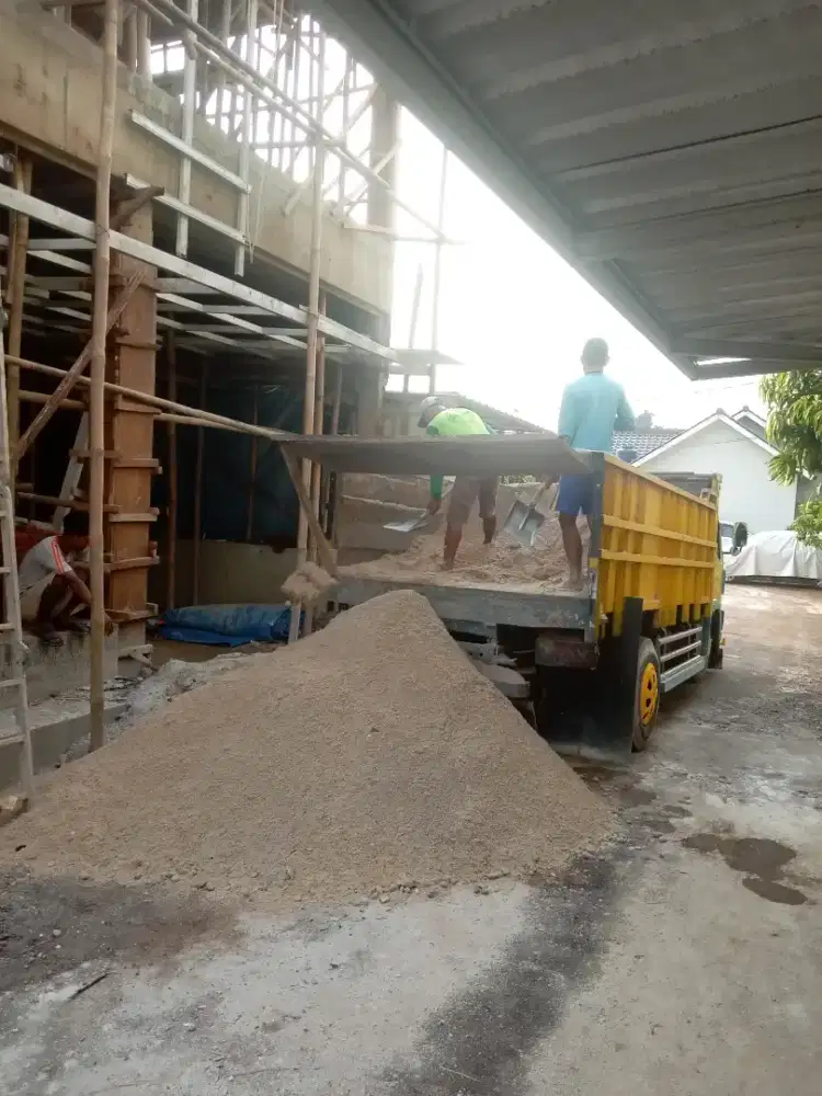 Tukang Bangunan