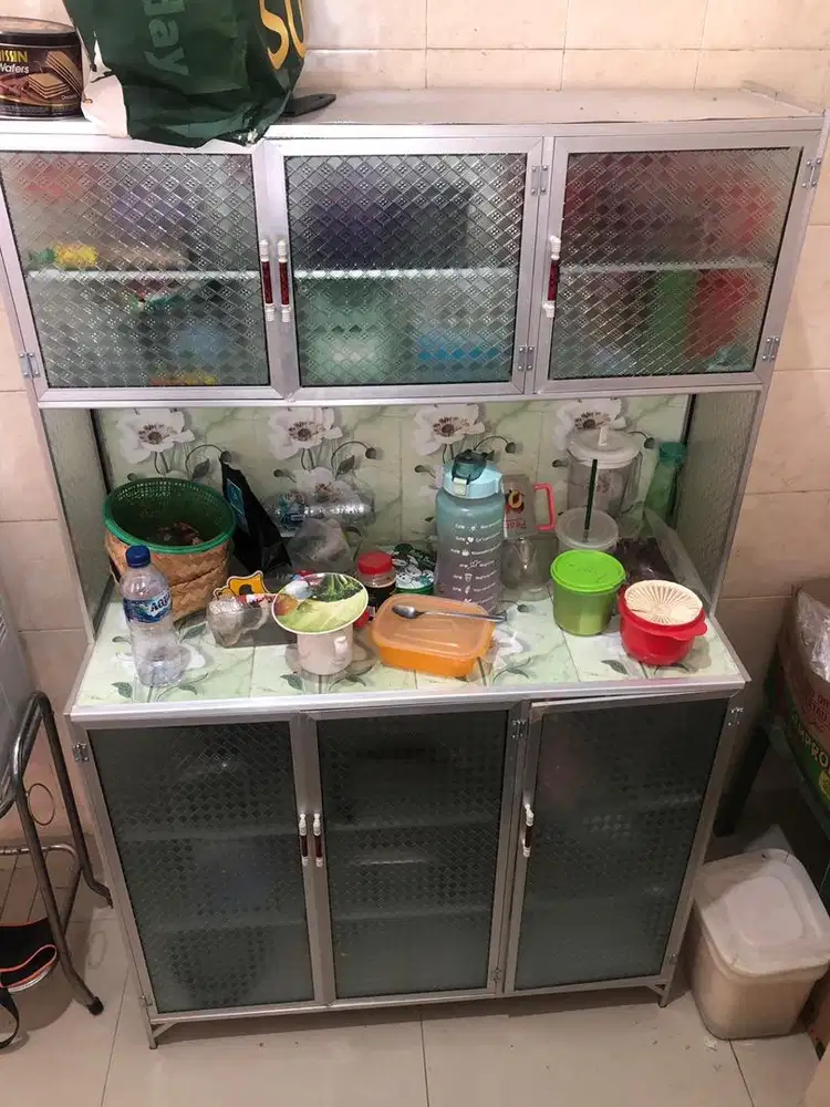 Jual Lemari Rak Piring 3 Pintu (kondisi spt baru)