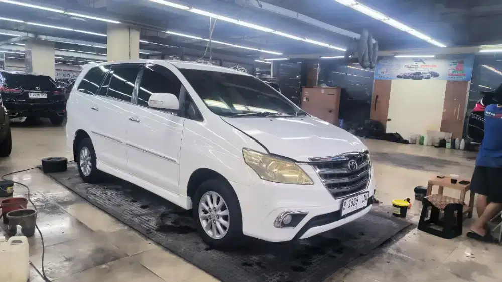 TOYOTA INNOVA 2.0 V AT 2014 KONDISI ISTIMEWA