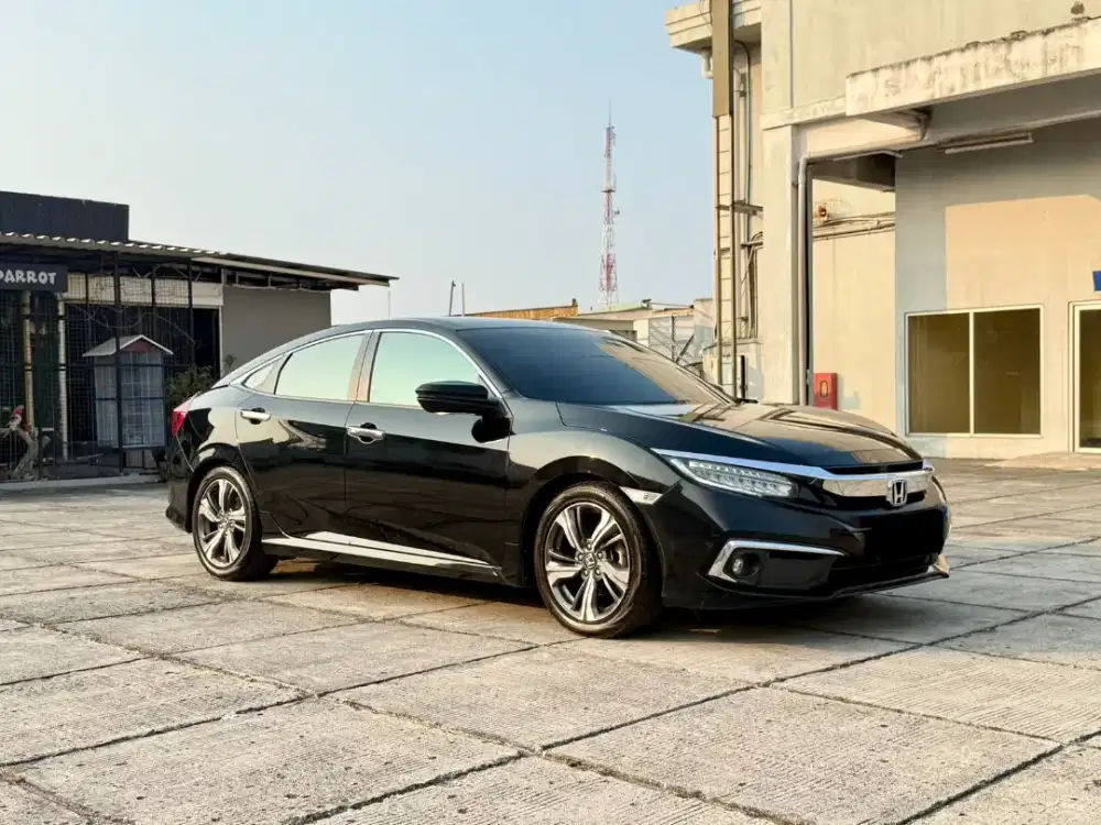 Honda Civic Turbo ES sedan 2020 Hitam Full rawatan bengkel Honda