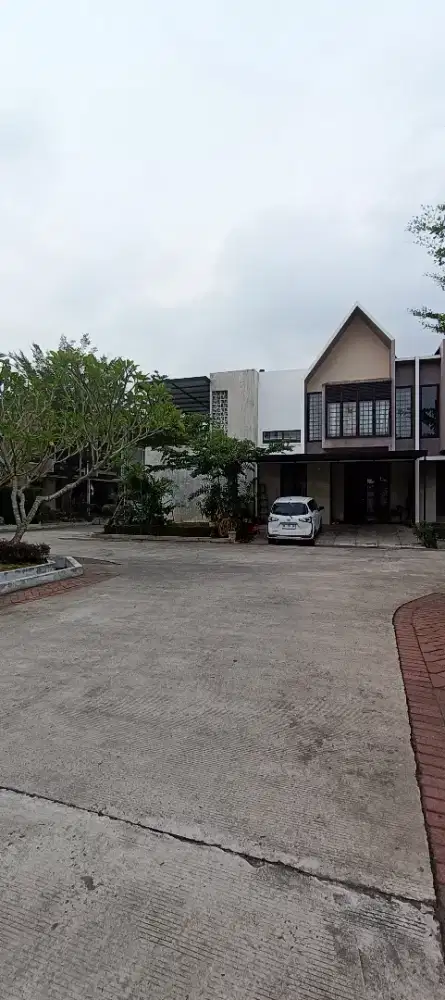 Rumah Sudut Paling strategis