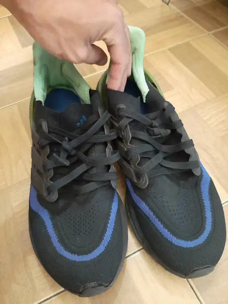 Sepatu adidas size 41