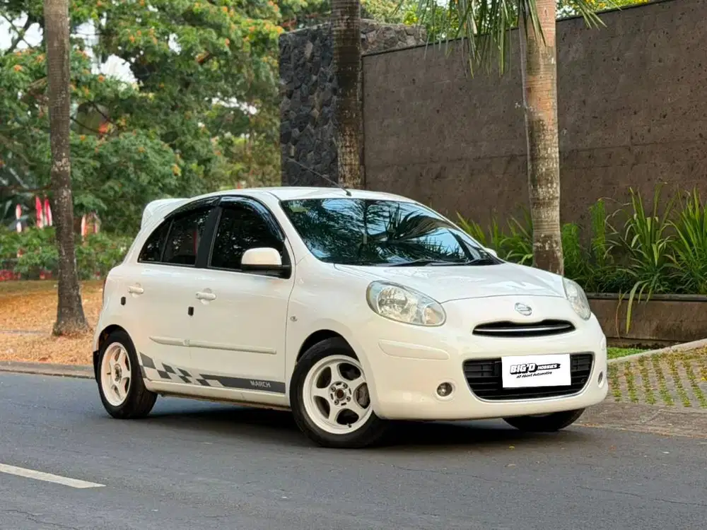 Nissan March 2013 AT KM.80RB