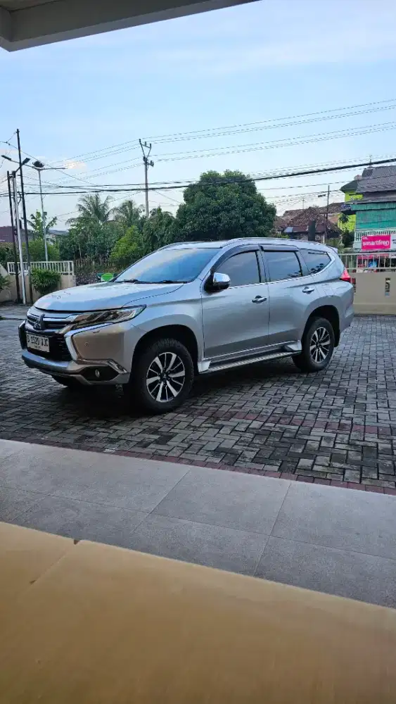 Mitsubhisi pajero