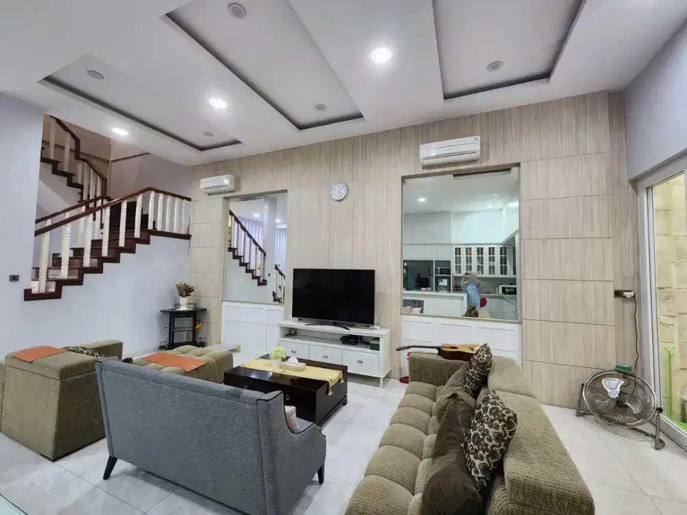 Villa di Jalan Panglima Nyak Makam