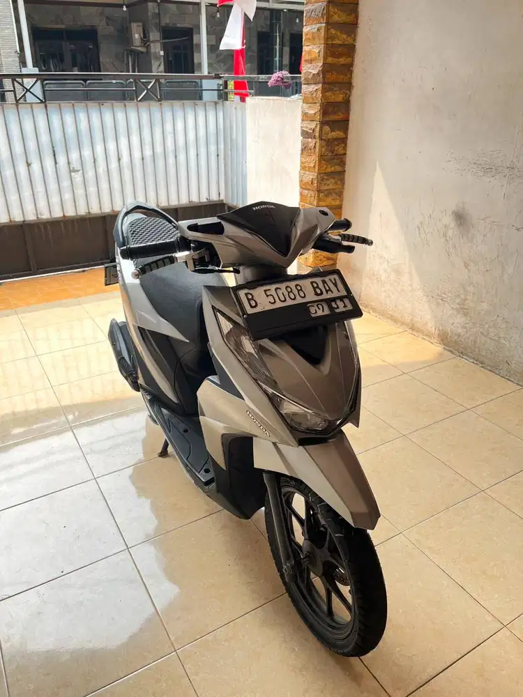 BEAT Deluxe 2020 Silver