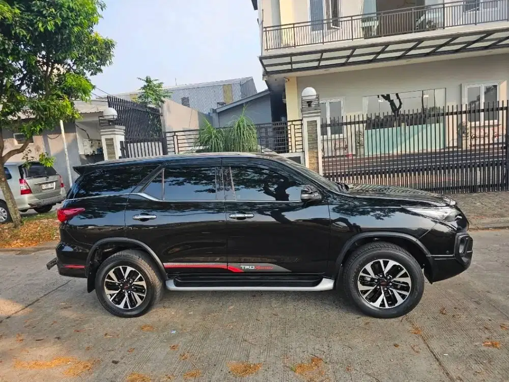 Toyota Fortuner VRZ TRD At Solar 2019