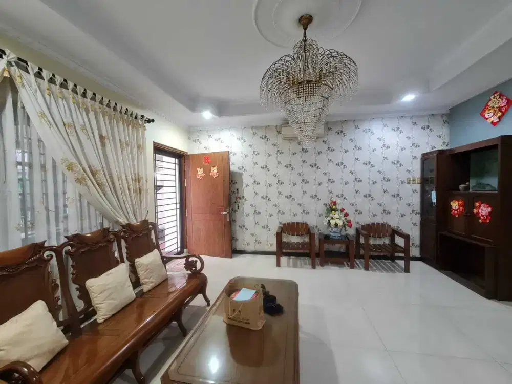 Villa Komplek Timor Baru 1