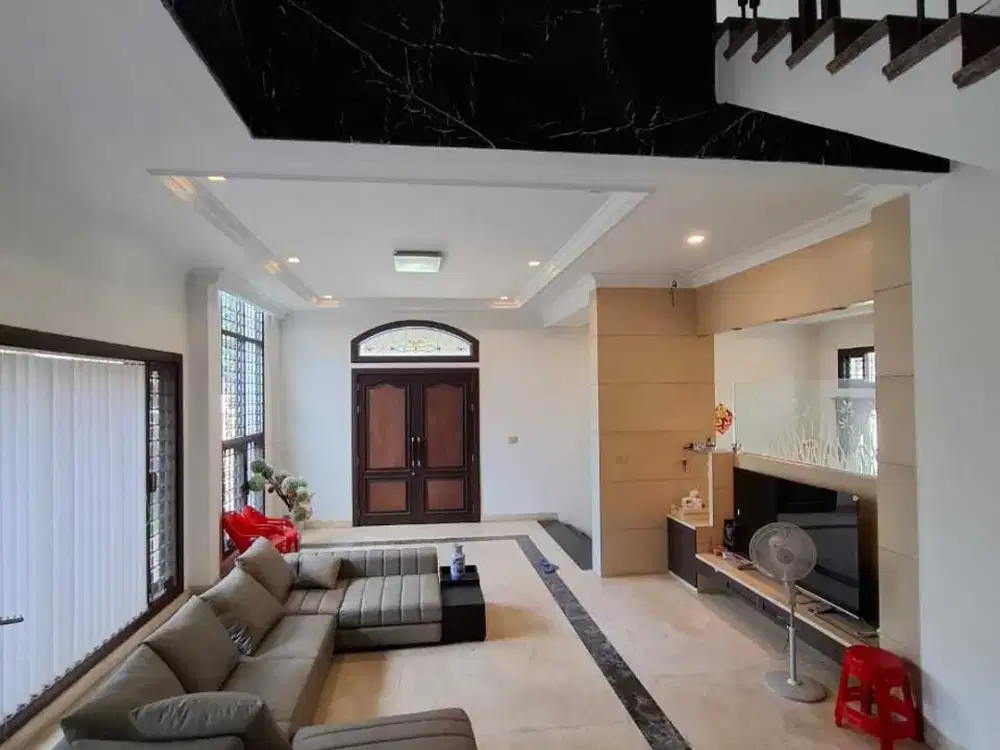 Villa di Komplek Padang Golf Mansion ( Polonia )
