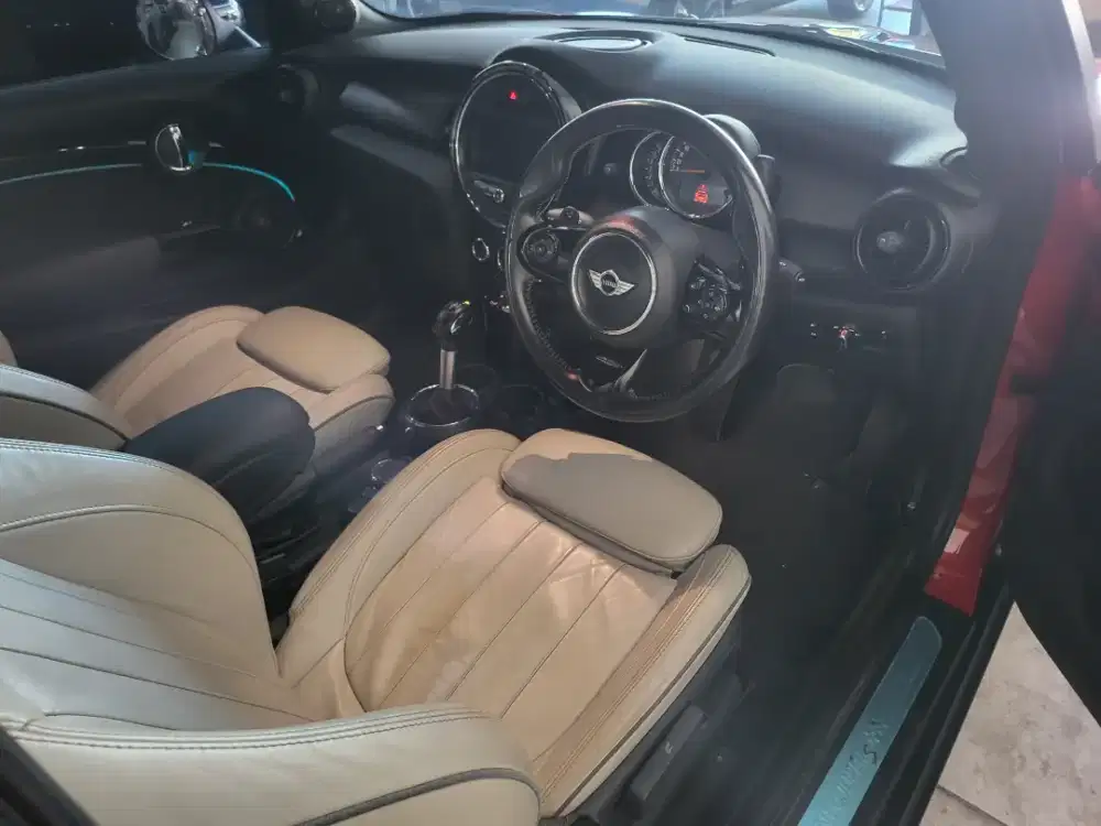 Mini cooper S cabrio 2.0L AT 2016