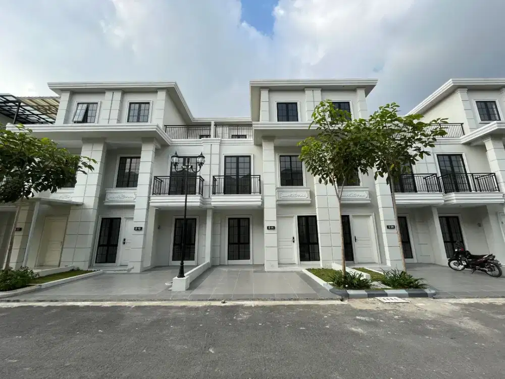 Villa di Komplek Jewel Park ( Jalan Starban / Polonia )