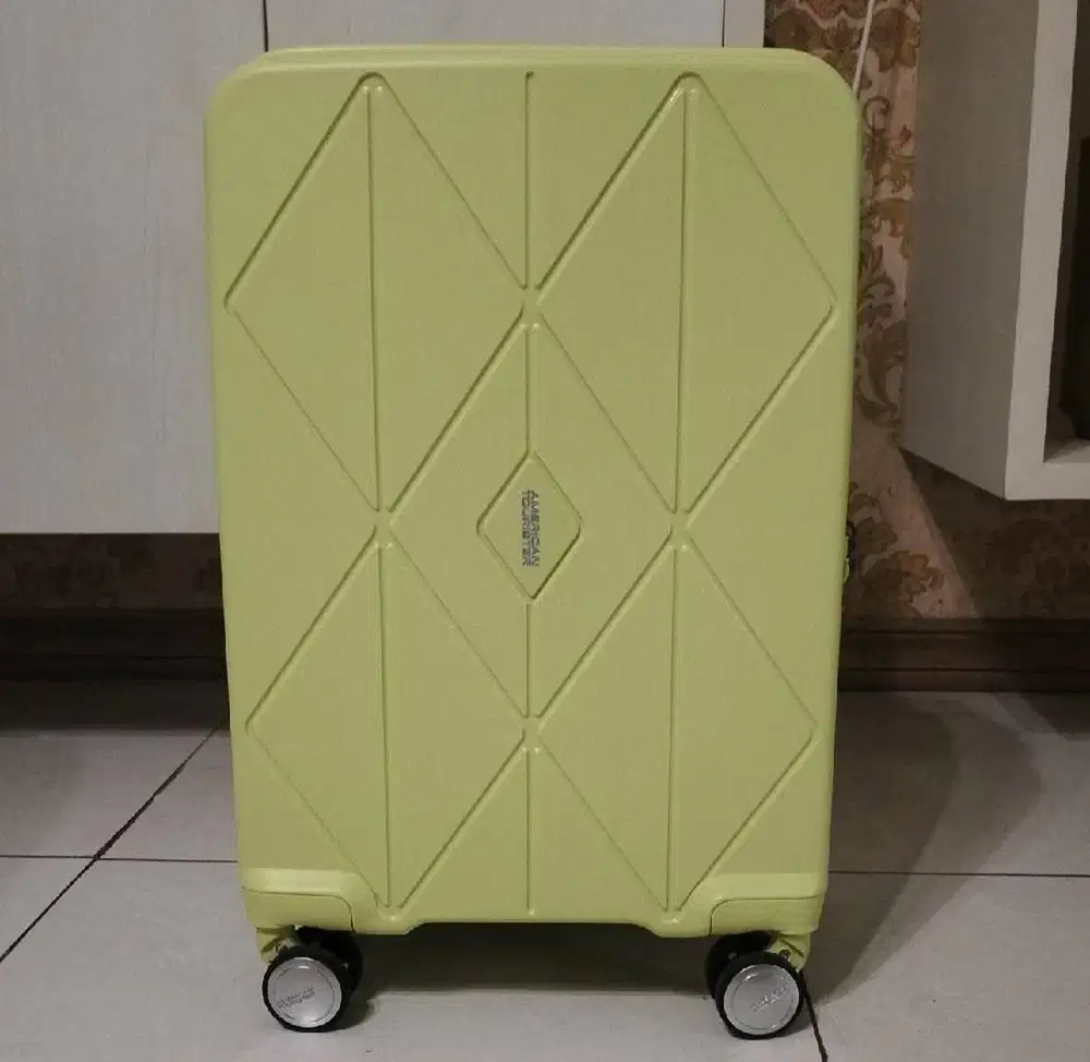 KOPER AMERICAN TOURISTER SLINNER 55/20 INCH CABIN SIZE FROZEN MATCHA