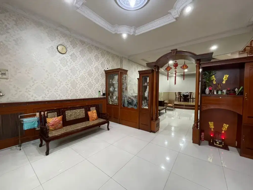 Villa di Komplek Taman Anggrek ( Amir Hamzah )