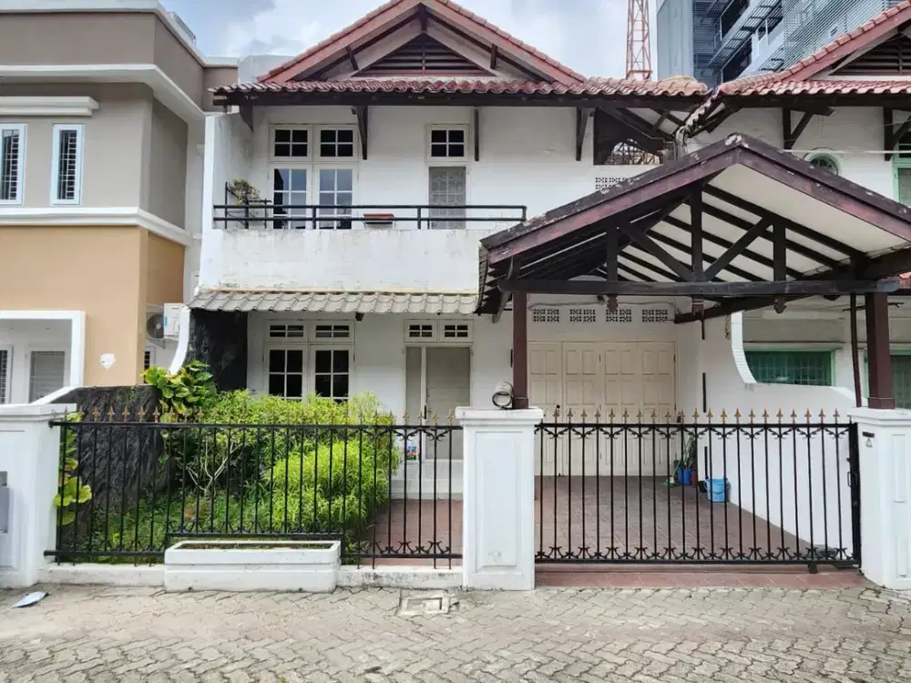 Villa Komplek Taman Putri Hijau