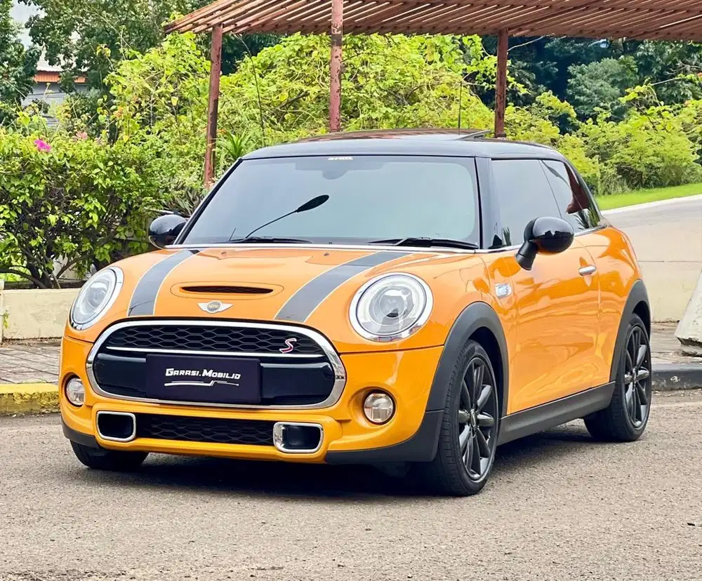 Mini Cooper S 3 Door F56 2.0 2014 / 2015