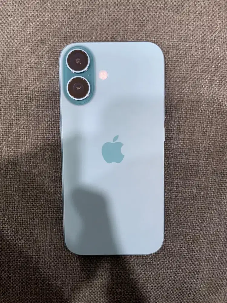 iPhone 16 256Gb iBox