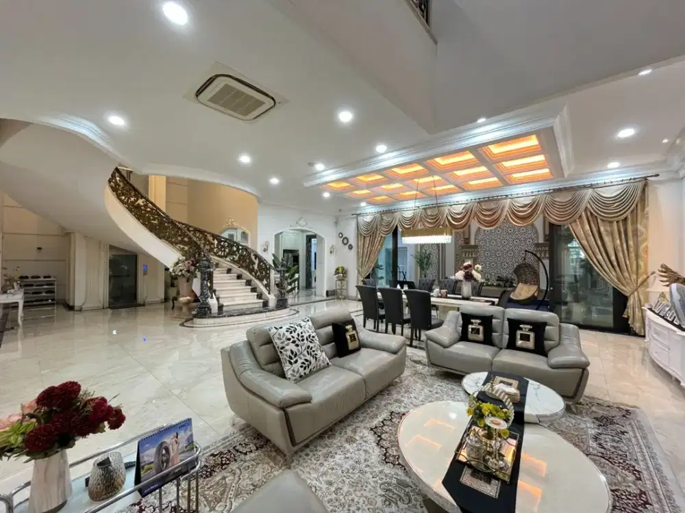 Villa di Komplek Padang Golf Mansion ( Polonia )