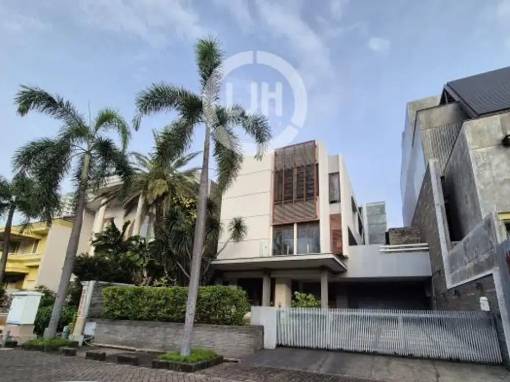 Rumah Mewah di Bukit Gading Villa, Kelapa Gading, Jakarta Utara