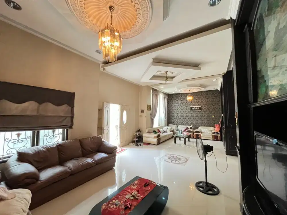 Villa di Komplek Cemara Asri ( Jalan Belibis )