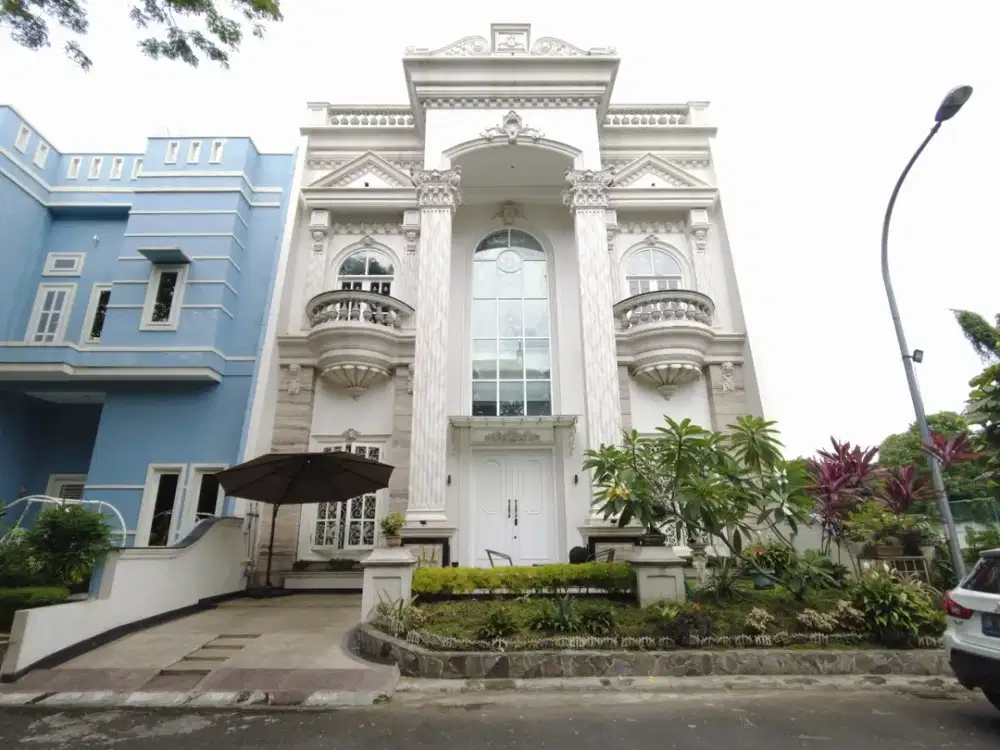 Villa Komplek Citra Garden Cluster Mansion Garden