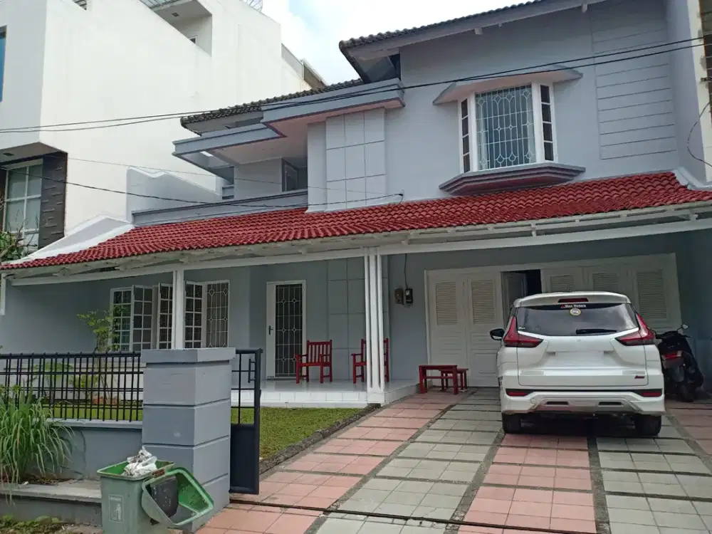 Villa di Komplek Taman Malibu Indah