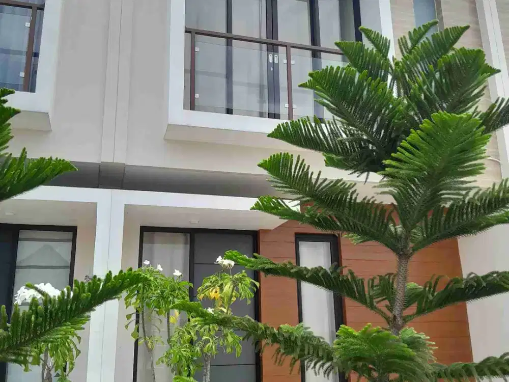 Rumah 2 lantai , lokasi barat surabaya , ready stock ada