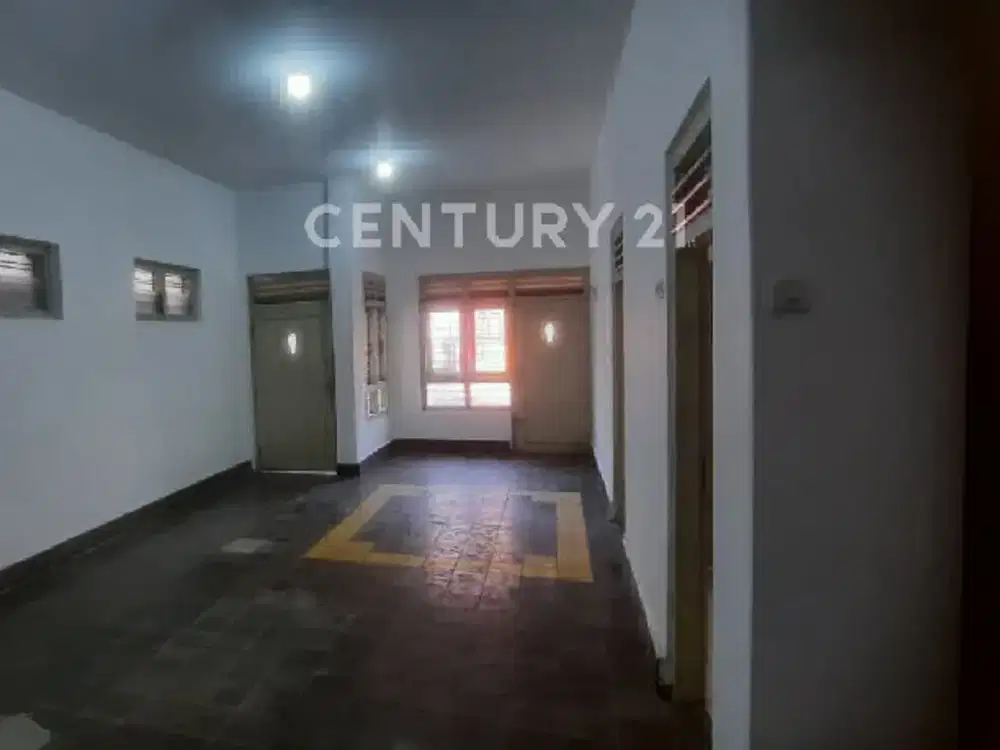 Rumah Lokasi Strategis Gang Sukatinggal Astina Cicendo