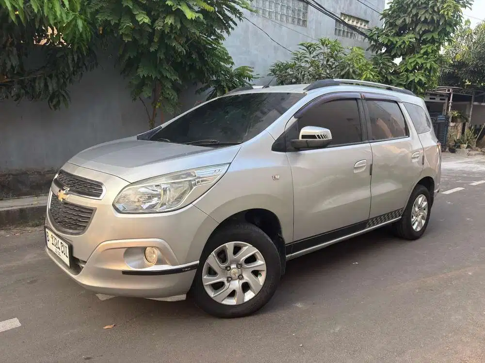 Chevrolet Spin 2015 Bensin