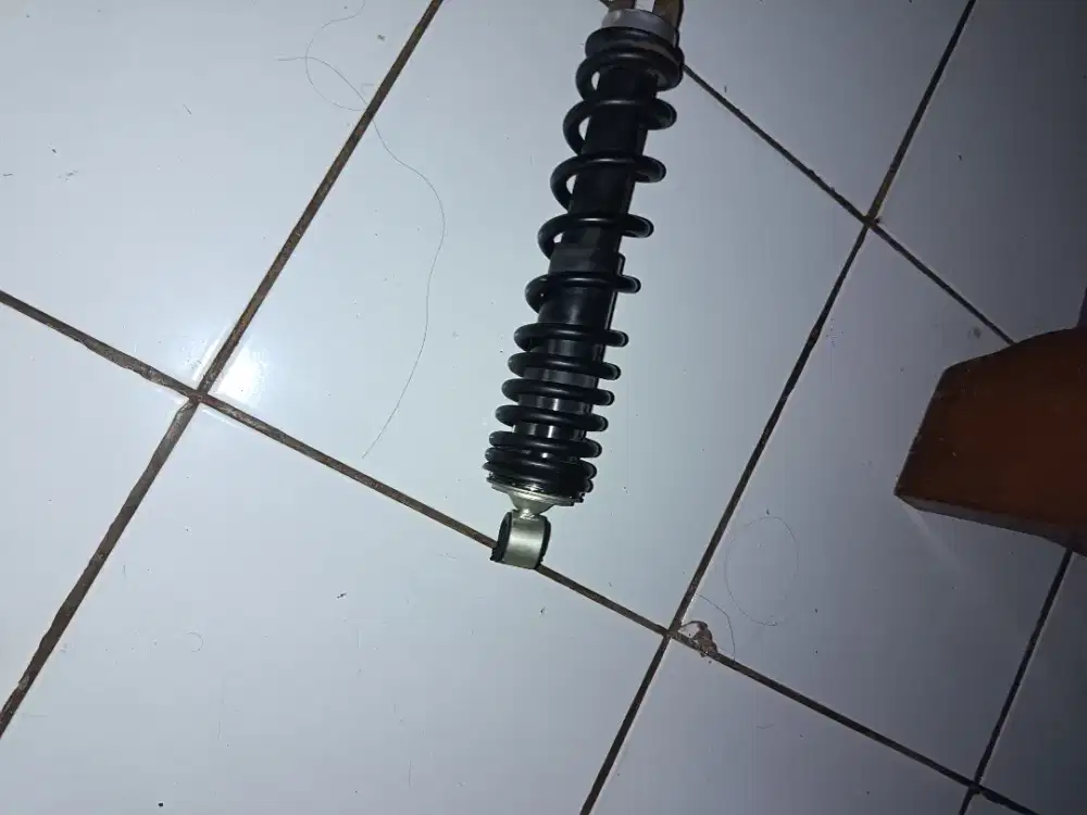 Sok belakang scoopy