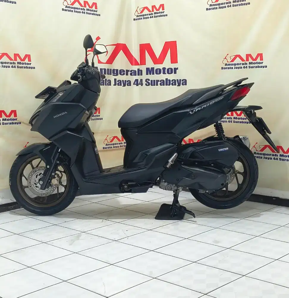 Honda vario 160 Abs tahun 2024 hitam doff