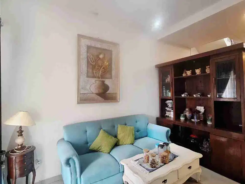 TERMURAH RUMAH CANTIK  PRIME AREA DEKAT PINTU TOLL CILEDUG