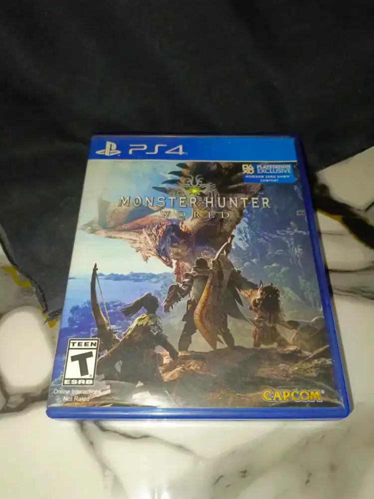 KASET PS 4 MONSTER HUNTER WORLD