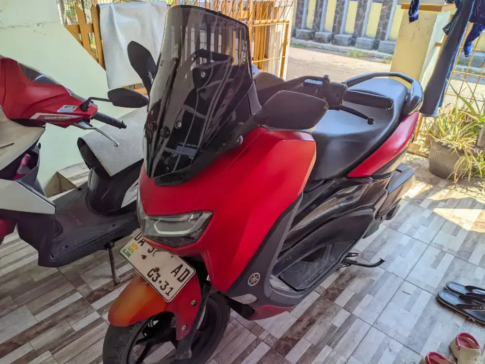 NMax Pakaian Pribadi
