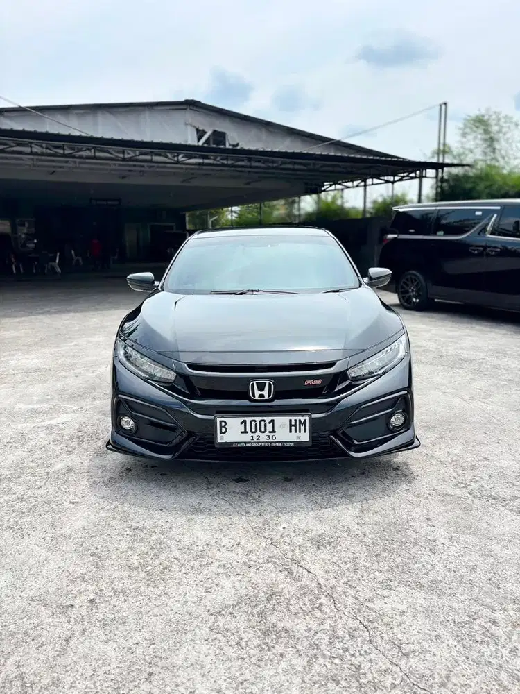 CIVIC 1.5 RS TURBO HB  2020 Km 45 Ribu Servis Ricord