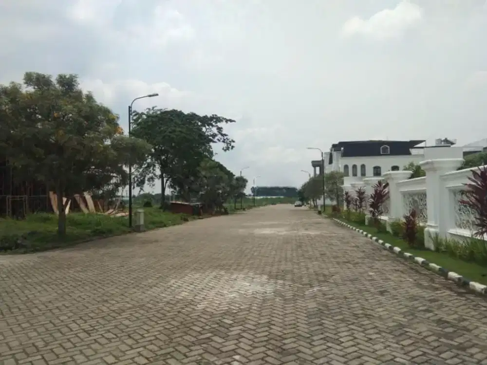 Kavling Hook Gandeng di Komplek Polonia Garden