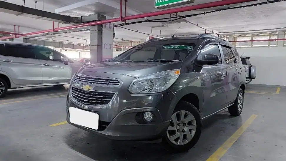 DP MURAH Chevrolet Spin 1.5 ACTIV Bensin-AT 2015 Abu C5BUE