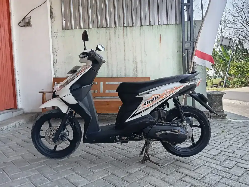 di jual Honda Beat karbu Tahun: 2012