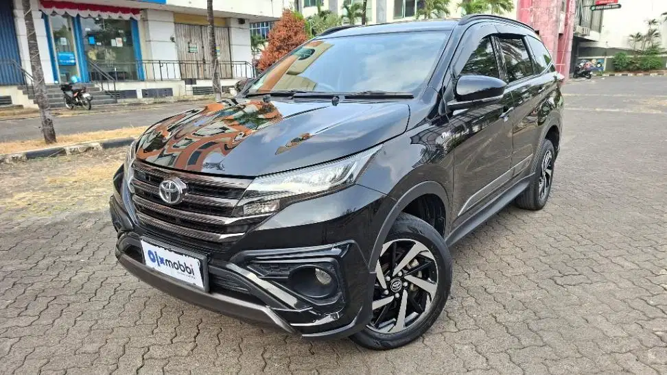 Garansi 1 Th - Toyota Rush 1.5 S GR Sport Bensin AT 2021 Hitam
