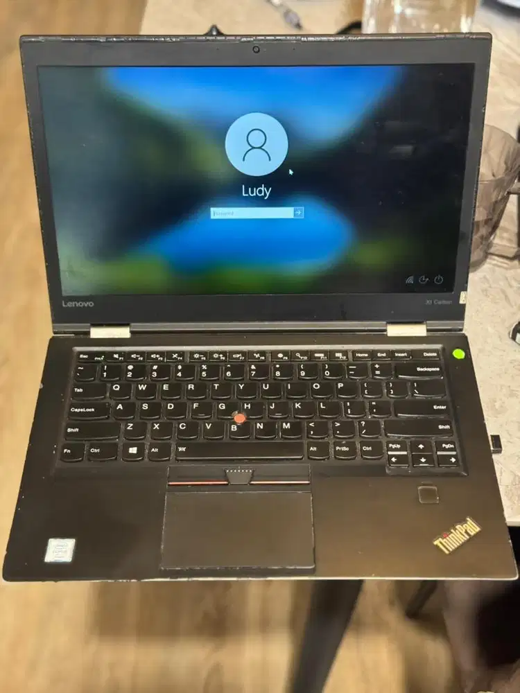 Lenovo Thinkpad x1 carbon gen 4
