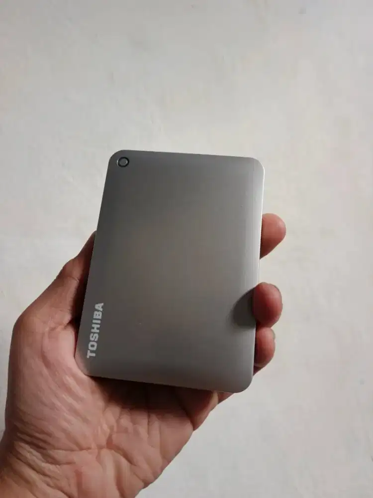 Hardisk external 1 TB Toshiba