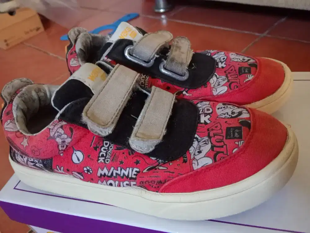 Sepatu Wakai anak last edition