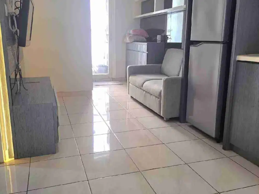 Dijual apartemen 2BR furnushed view pool lt 9 dekat summarecon mall bekasi