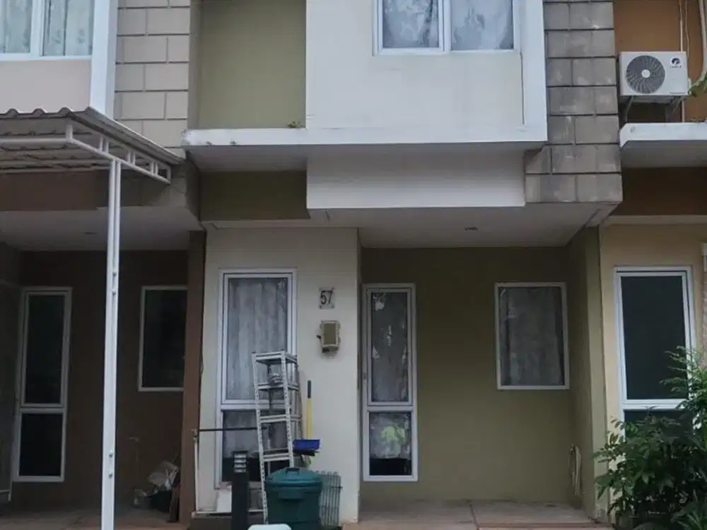 Rumah di Virginia Village Gading Serpong Semi Furnish