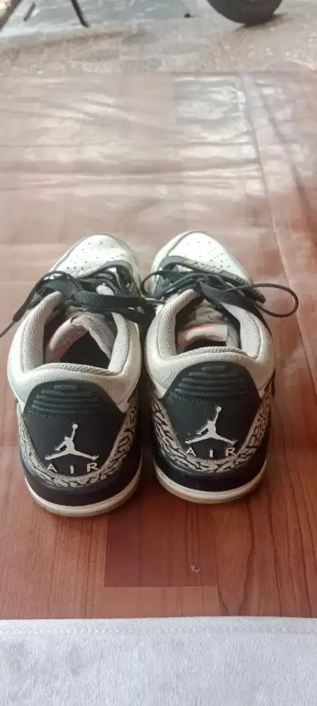 SEPATU AIR JORDAN JARANG PAKE